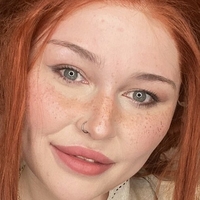 Adia Cosplay Alaston