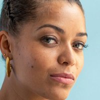 Antonia Thomas Alaston