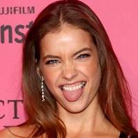 Barbara Palvin Alaston