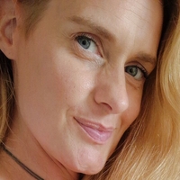 BelleLou Alaston