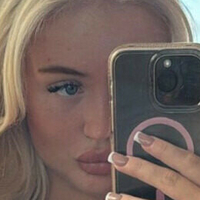 belleoliviax Alaston