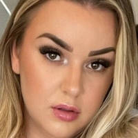 curvygirllou Alaston