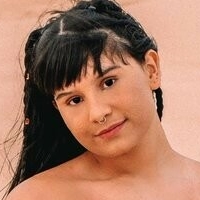 Indiazinha Moema Alaston