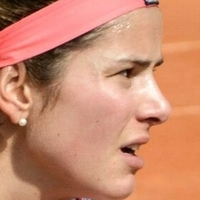 Julia Görges Alaston