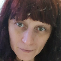 lareinacincuentona Alaston