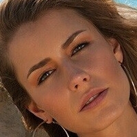 Linda Mucina Alaston