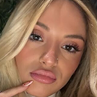 lucreziagrande_ Alaston