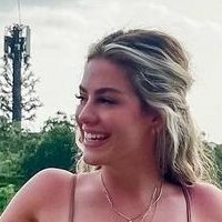LuluLuvely Alaston