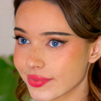 lydiaviolet Alaston