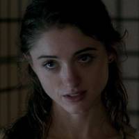 Natalia Dyer Alaston