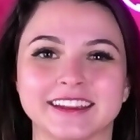 Natasha Naturista Alaston