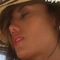 NiaIsazaOficial Alaston