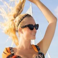 Paris Hilton Alaston