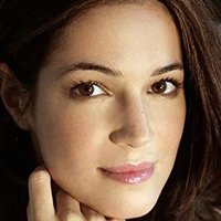 Paula Neves Alaston