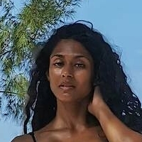 petitemauritian Alaston