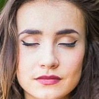 Salomé Saqué Alaston