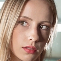 sarah_hh_00 Alaston