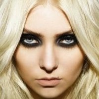 Taylor Momsen Alaston