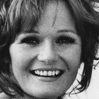 Valerie Perrine - Slaughterhouse Alaston