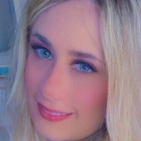 veronika_denise Alaston