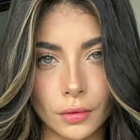 vivianaarango Alaston
