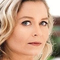 Zuzana Onufrakova Alaston